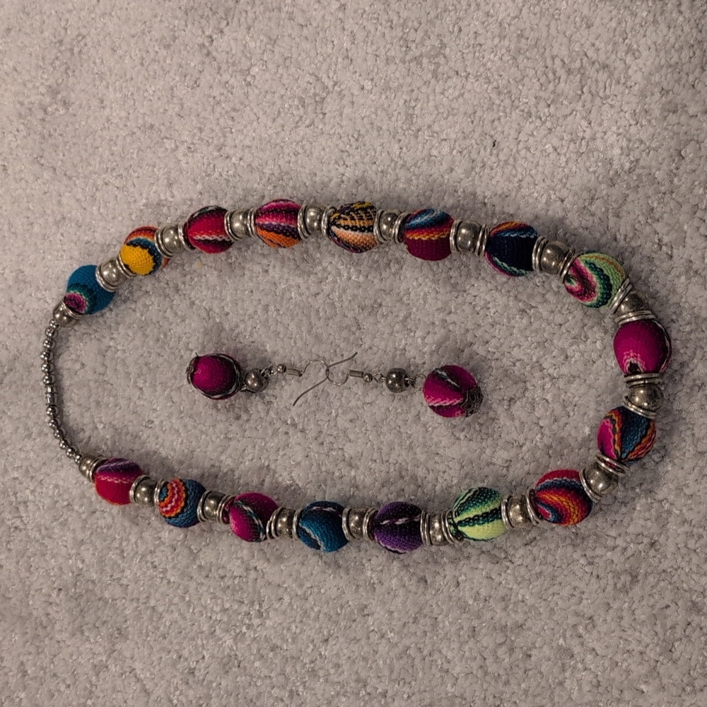 PRICE DROP! Fabric multicolor necklace & earrings set - half off!